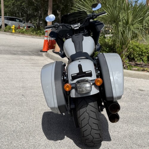 Harley-Davidson® Low Rider® ST 2024 thumb 1