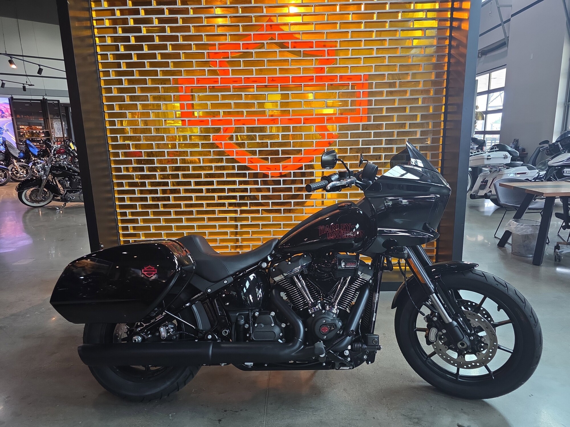 Harley-Davidson® Low Rider™ ST 2026