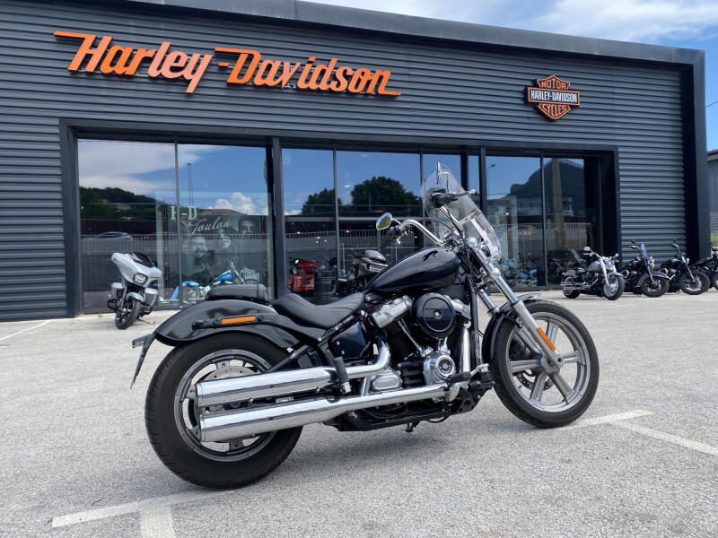 2022 Harley-Davidson® Softail Standard®