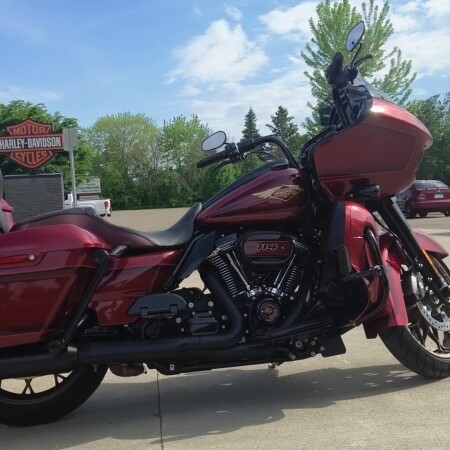 2023 Harley-Davidson® Road Glide® Heirloom Red Fade thumb 2