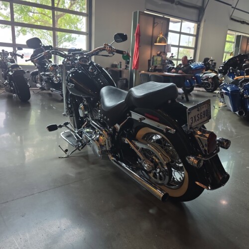 FLSTN 2007 Softail® Deluxe thumb 0