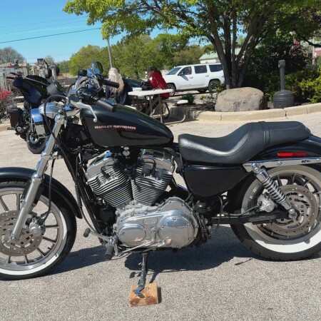 2006 Harley-Davidson® Sportster® 883 Low Black Pearl thumb 0