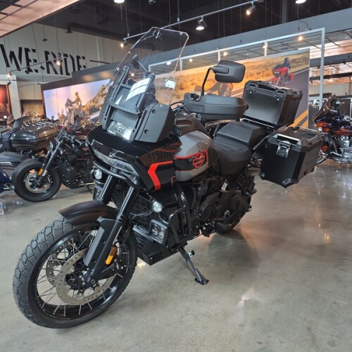 RA1250ST 2026 Pan America® 1250 ST thumb 1