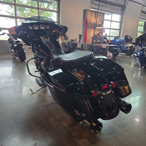 2022 Harley-Davidson® Street Glide® FLHX thumb 0