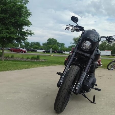 2026 Harley-Davidson® Low Rider® S Vivid Black - Black thumb 2