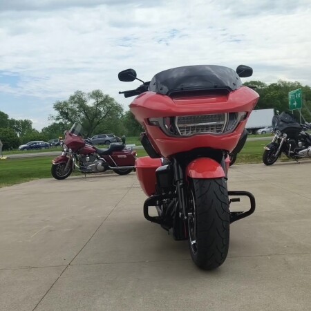 2026 Harley-Davidson® Road Glide® Blood Orange Black Trim thumb 1