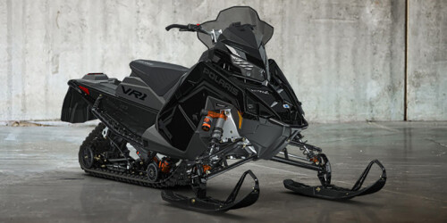 850 INDY® VR1 Dynamix 137 thumbnail