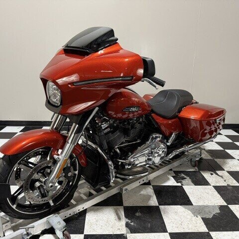 Harley-Davidson® Street Glide® 2024 thumb 1