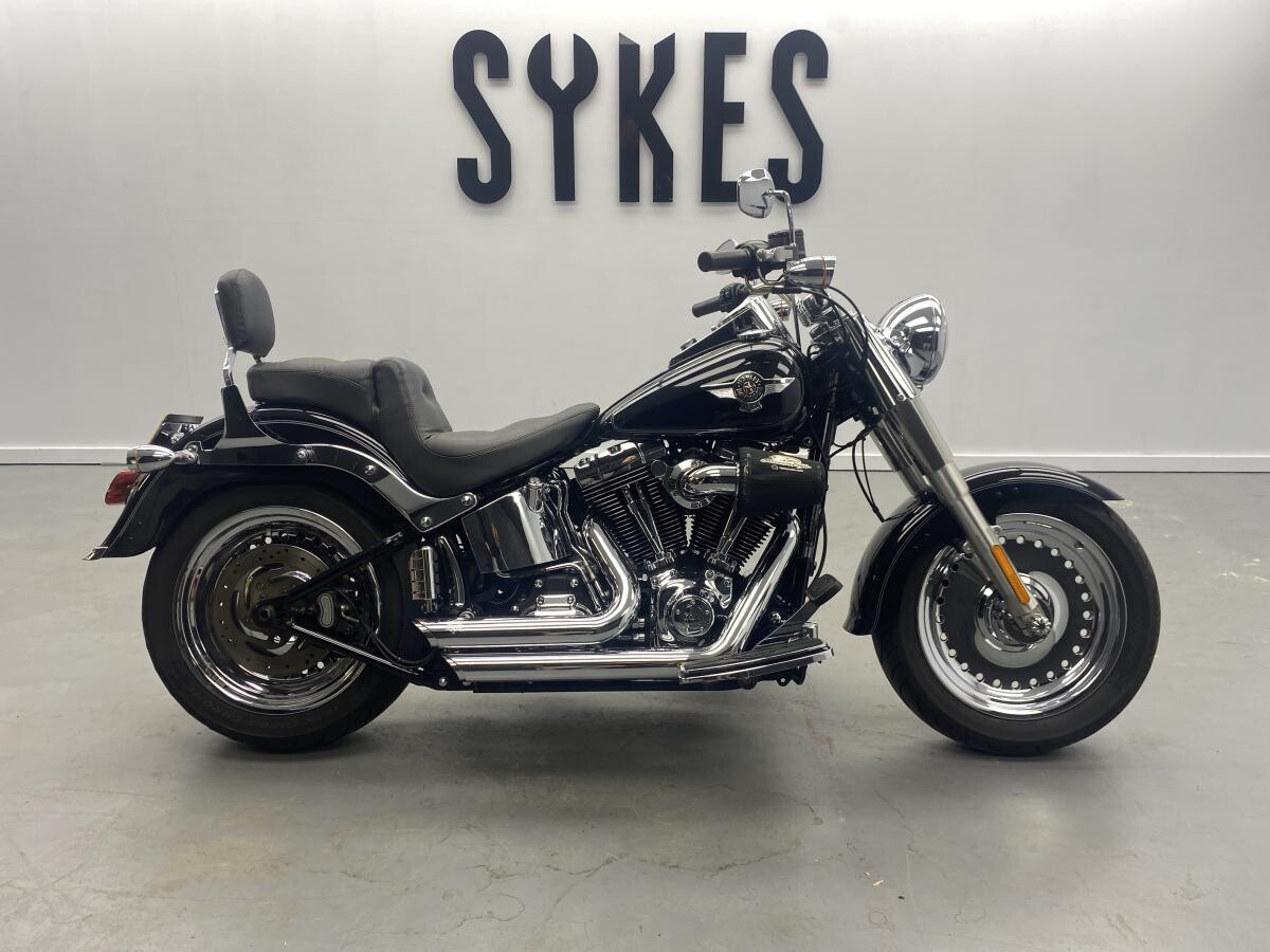 2010 Harley-Davidson FLSTF Softail Fat Boy in Vivid Black