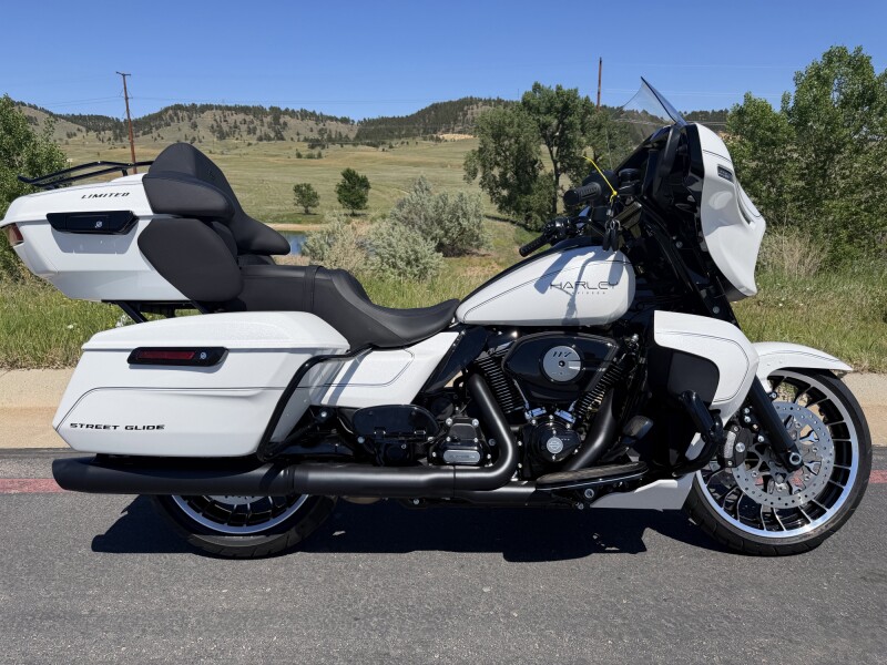 2026 Harley-Davidson® FLHXL Street Glide Limited