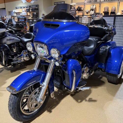FLHTCUTG 2024 Tri Glide™ Ultra thumb 3