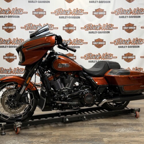 FLHXSE 2023 CVO™ Street Glide® thumb 3