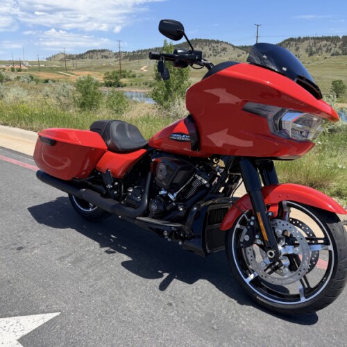 2026 Harley-Davidson® FLTRX Road Glide® thumb 3