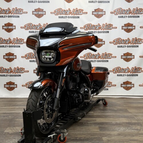 FLHXSE 2023 CVO™ Street Glide® thumb 1