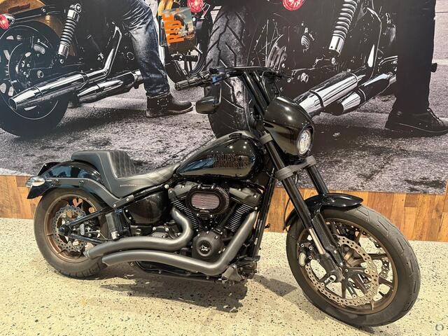 Harley-Davidson<sup>®</sup> Low Rider<sup>®</sup> S 2023 FXLRS U021469 Vivid Black