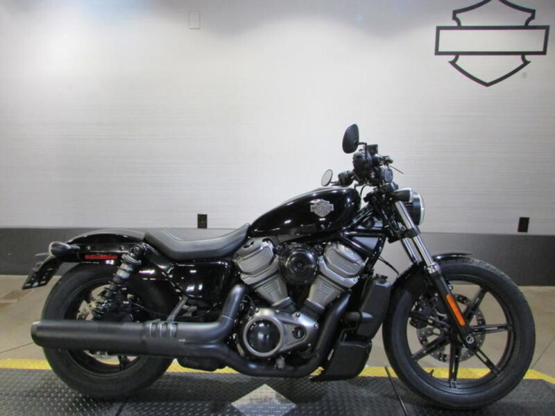 RH975 2023 Nightster™