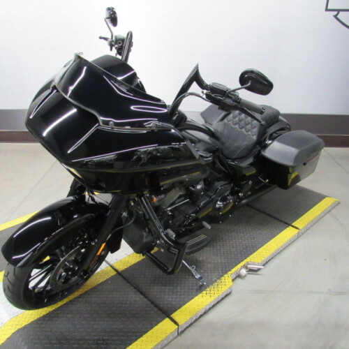 FLTRXS 2018 Road Glide® Special thumb 1