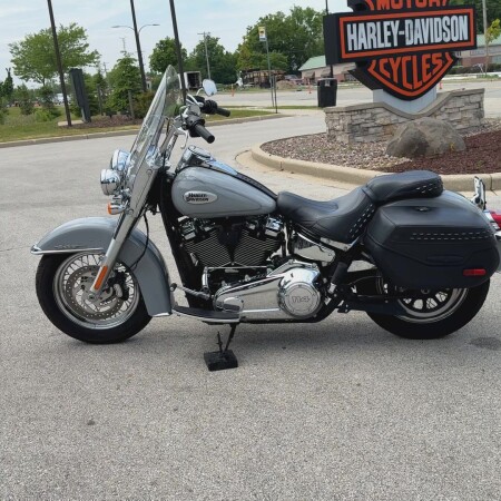 2024 Harley-Davidson® Heritage Classic Billiard Gray thumb 0