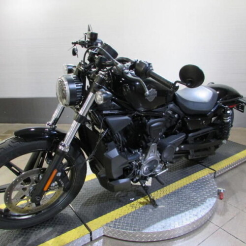 RH975 2023 Nightster™ thumb 1