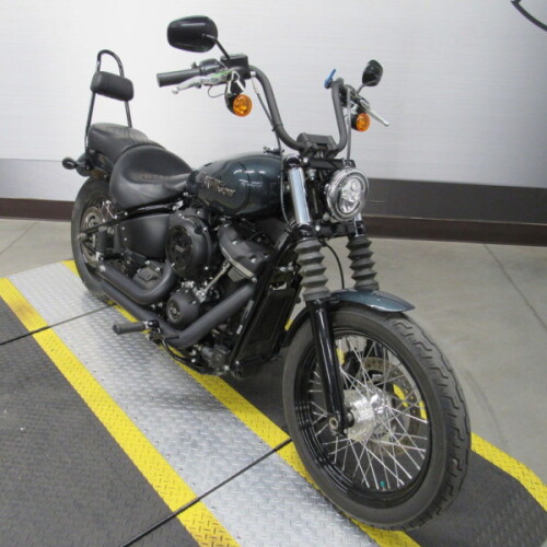 FXBB 2020 Street Bob® thumb 3