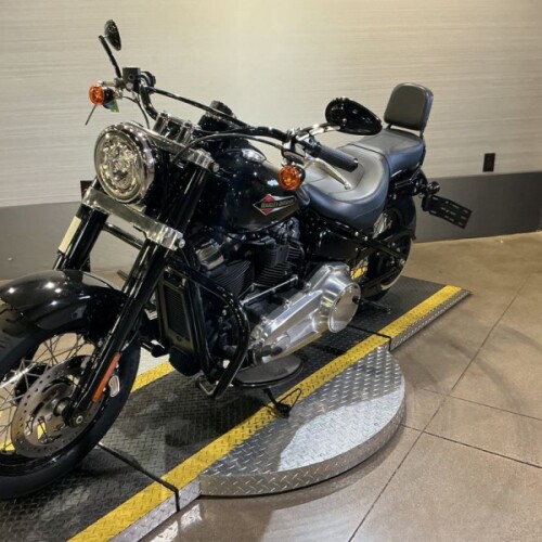 FLS 2018 Softail Slim® thumb 0