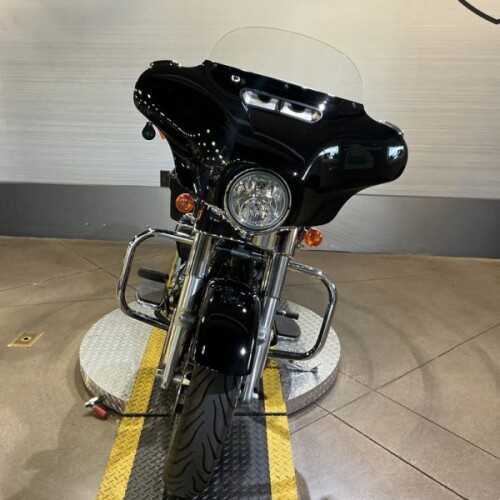 FLHT 2020 Electra Glide® Standard thumb 2