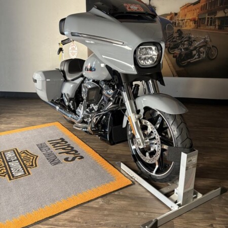FLHX 2026 Street Glide® thumb 2