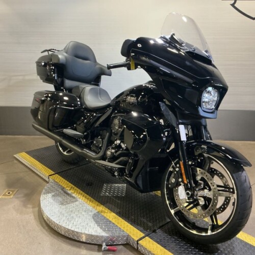 FLHXU 2025 Street Glide™ Ultra thumb 3