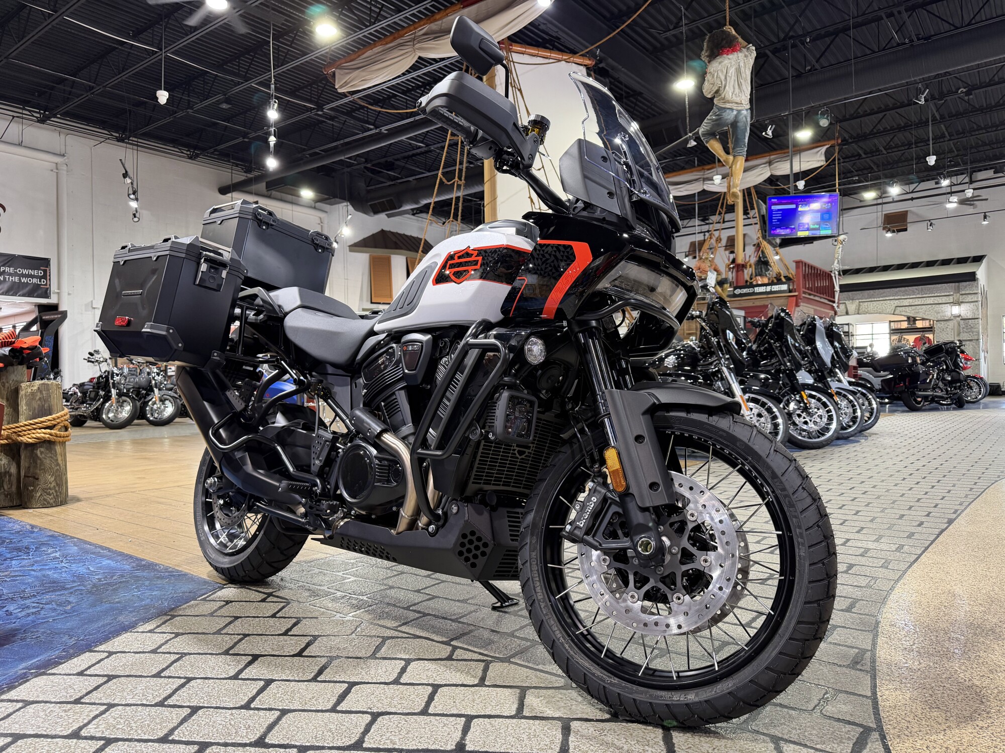 Harley-Davidson® Pan America® 1250 ST 2026