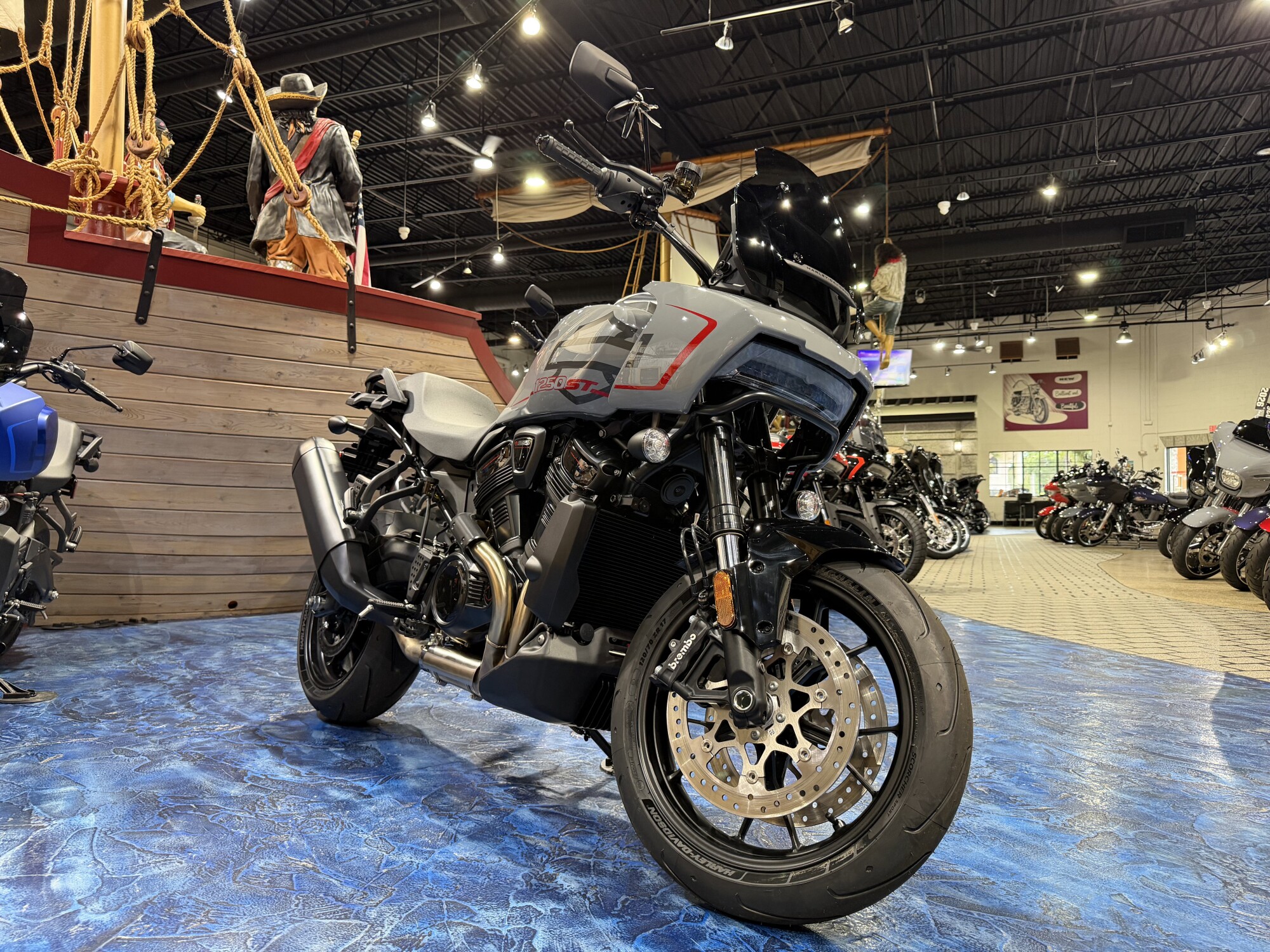Harley-Davidson® Pan America® 1250 ST 2026