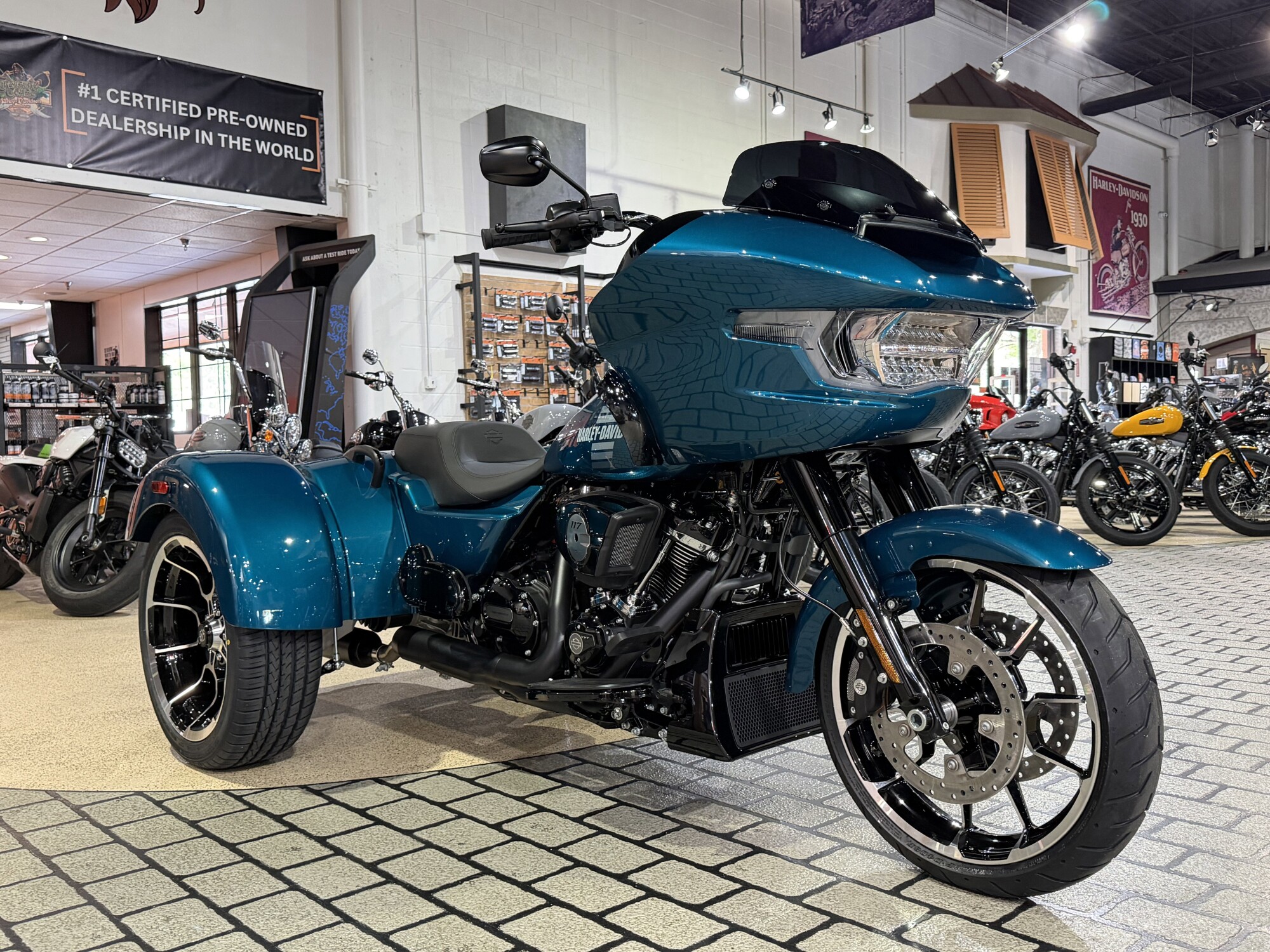 Harley-Davidson® Road Glide 3 2026