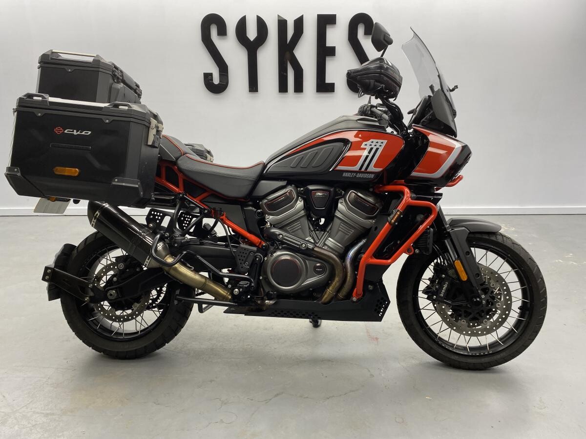 Harley-Davidson RA1250S CVO Pan America Special in Legendary Orange