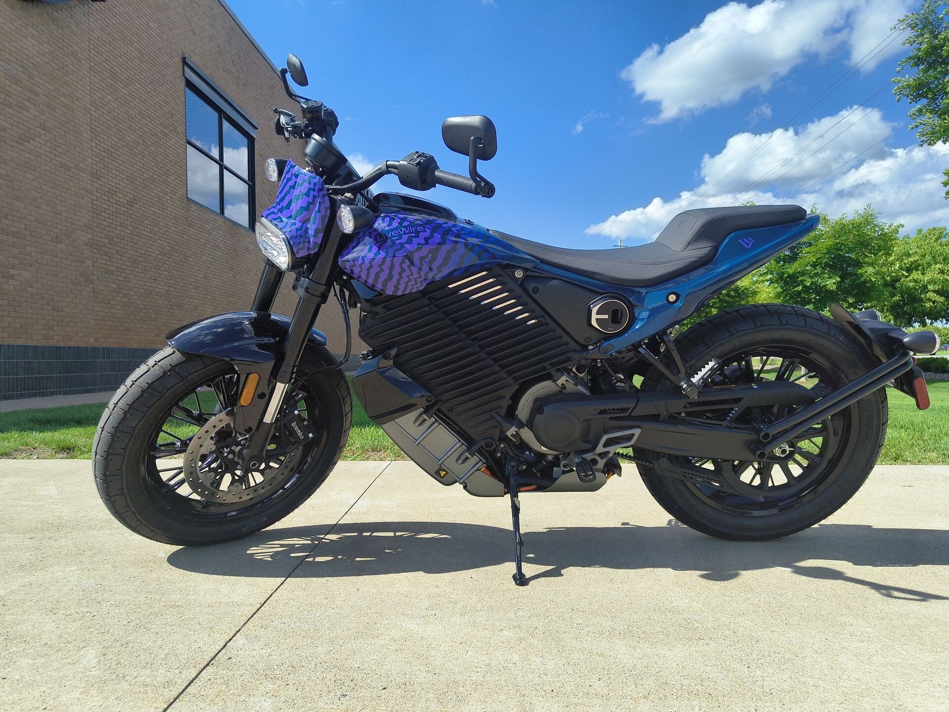 2024 LiveWire™ LiveWire™ S2 Del Mar® COMET INDIGO