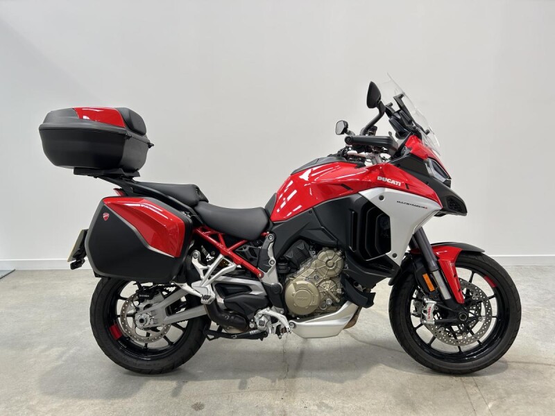 Ducati Multistrada V4S, 6200 Miles, 2 previous owners, Fantastic condition