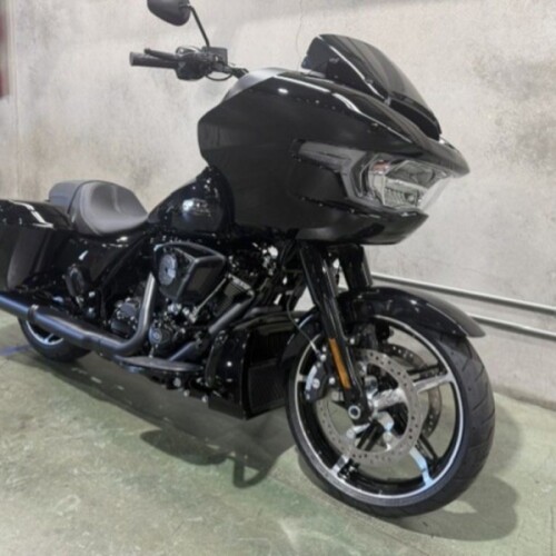 FLTRX 2026 Road Glide® thumb 2