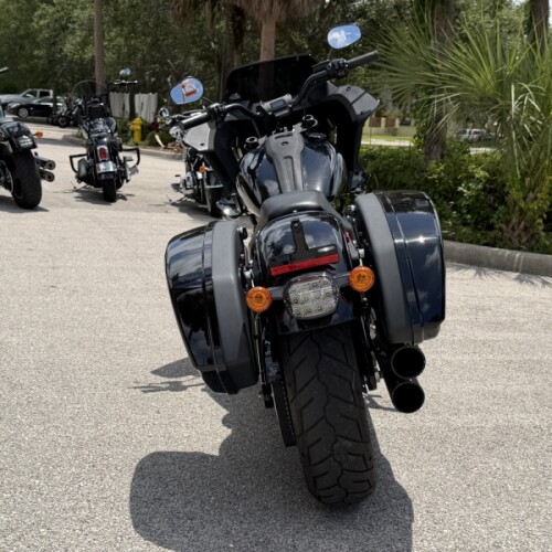 Harley-Davidson® Low Rider® ST 2024 thumb 1