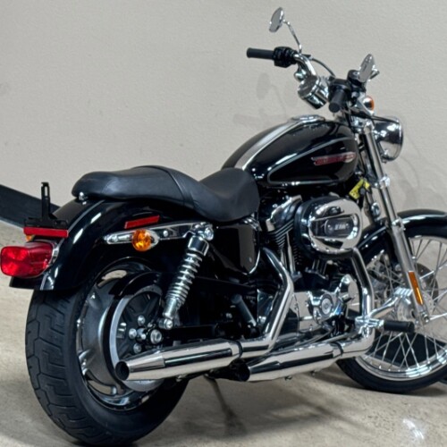 XL1200C 2009 1200 Custom thumb 0