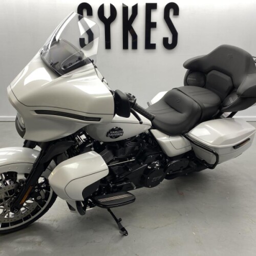 NEW 2026 Harley-Davidson FLHXL Touring Street Glide Limited in White Onyx Pearl thumb 2