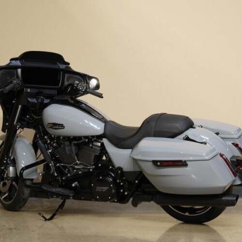 FLHX 2026 Street Glide® thumb 0