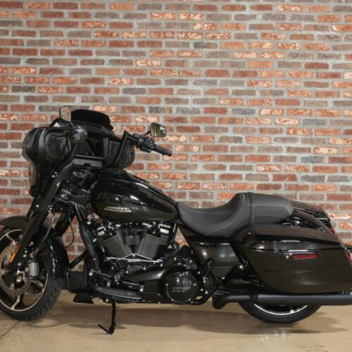 FLHX 2025 Street Glide® thumb 3