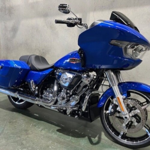 FLTRX 2025 Road Glide™ thumb 2