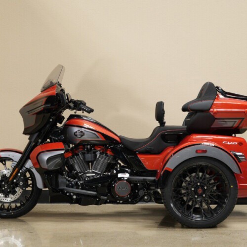 Harley-Davidson® CVO Street Glide 3 Limited 2026 thumb 2