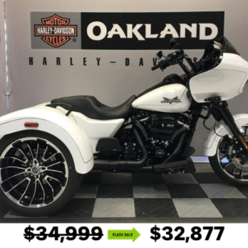 Harley-Davidson® Road Glide® 3 2025 thumb 3