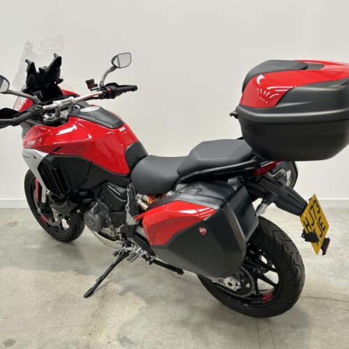 Ducati Multistrada V4S, 6200 Miles, 2 previous owners, Fantastic condition thumb 1
