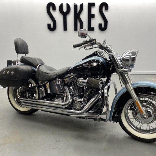 2008 Harley-Davidson FLSTN Softail Deluxe in Suede and Black, 1800cc thumb 2