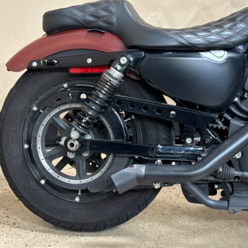 XL 883N 2017 Iron 883™ thumb 0