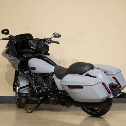 Harley-Davidson® Road Glide™ 2026 thumb 0