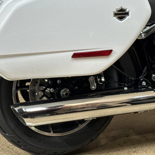 Harley-Davidson® Low Rider™ ST 2026 thumb 3