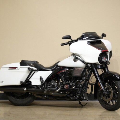 FLHXSE 2021 CVO™ Street Glide® thumb 2
