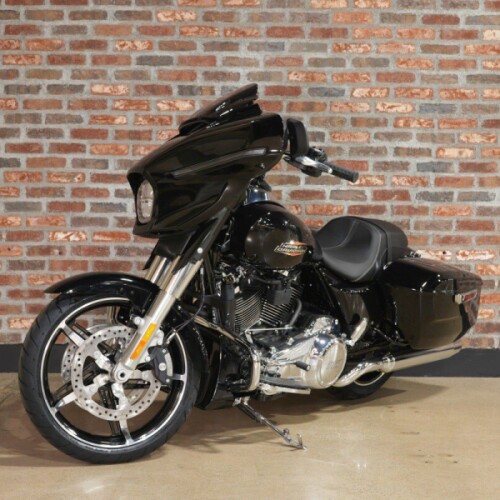 FLHX 2025 Street Glide® thumb 2